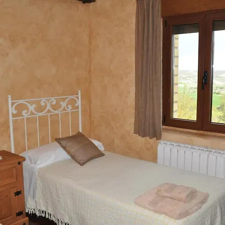 Lantställe Castillo Goyito Sasamon