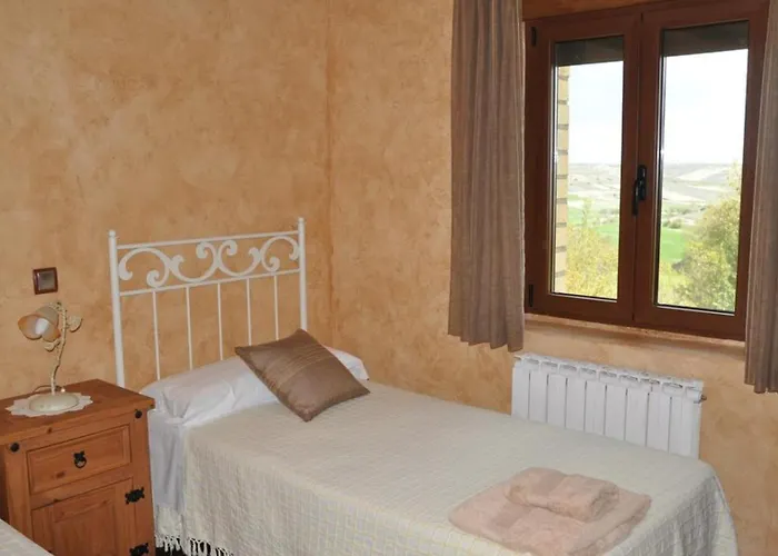 Gospodarstwo wiejskie Castillo Goyito Sasamon